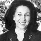 Porträt Claudia Fräss-Ehrfeld